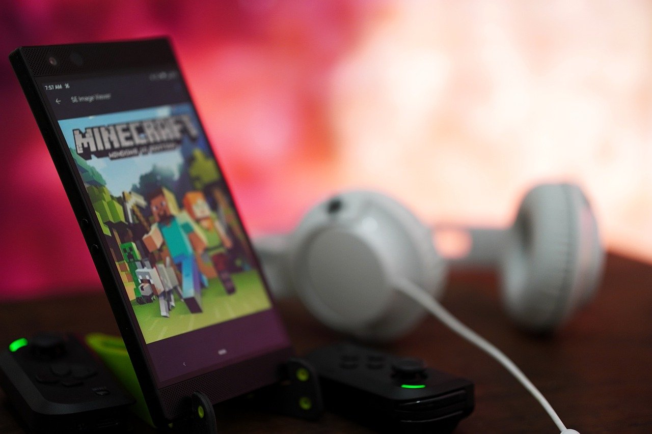 Minecraft on mobile device